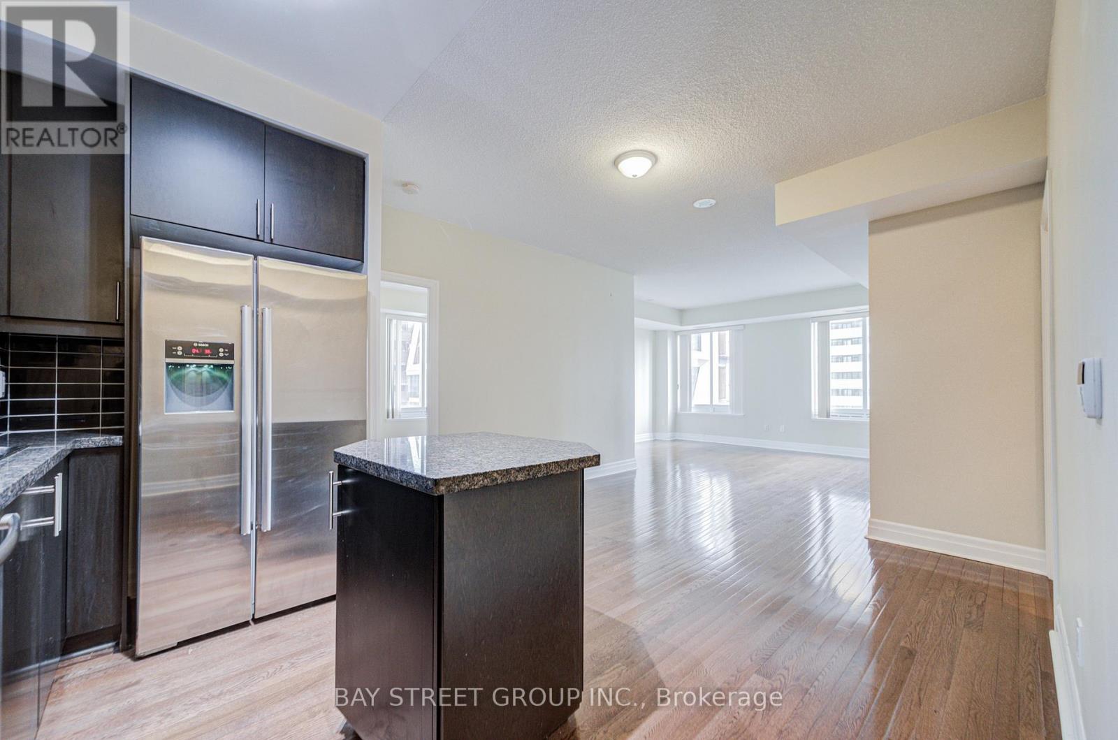 1604 - 35 Balmuto Street, Toronto, Ontario  M4Y 0A3 - Photo 11 - C13017434