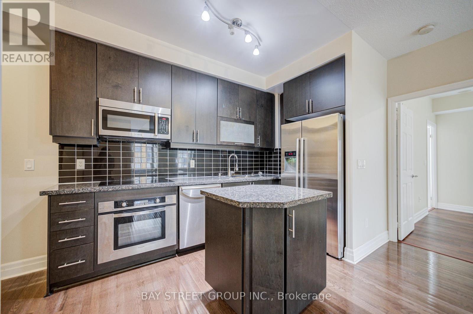 1604 - 35 Balmuto Street, Toronto, Ontario  M4Y 0A3 - Photo 12 - C13017434