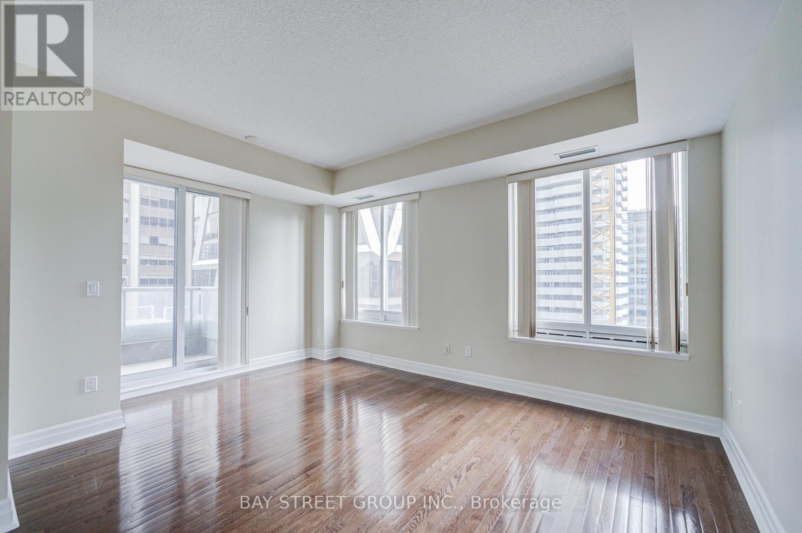 1604 - 35 Balmuto Street, Toronto, Ontario  M4Y 0A3 - Photo 19 - C13017434