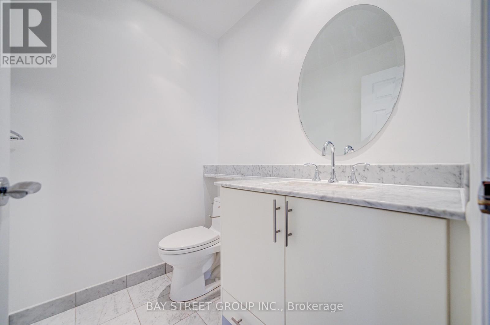 1604 - 35 Balmuto Street, Toronto, Ontario  M4Y 0A3 - Photo 24 - C13017434