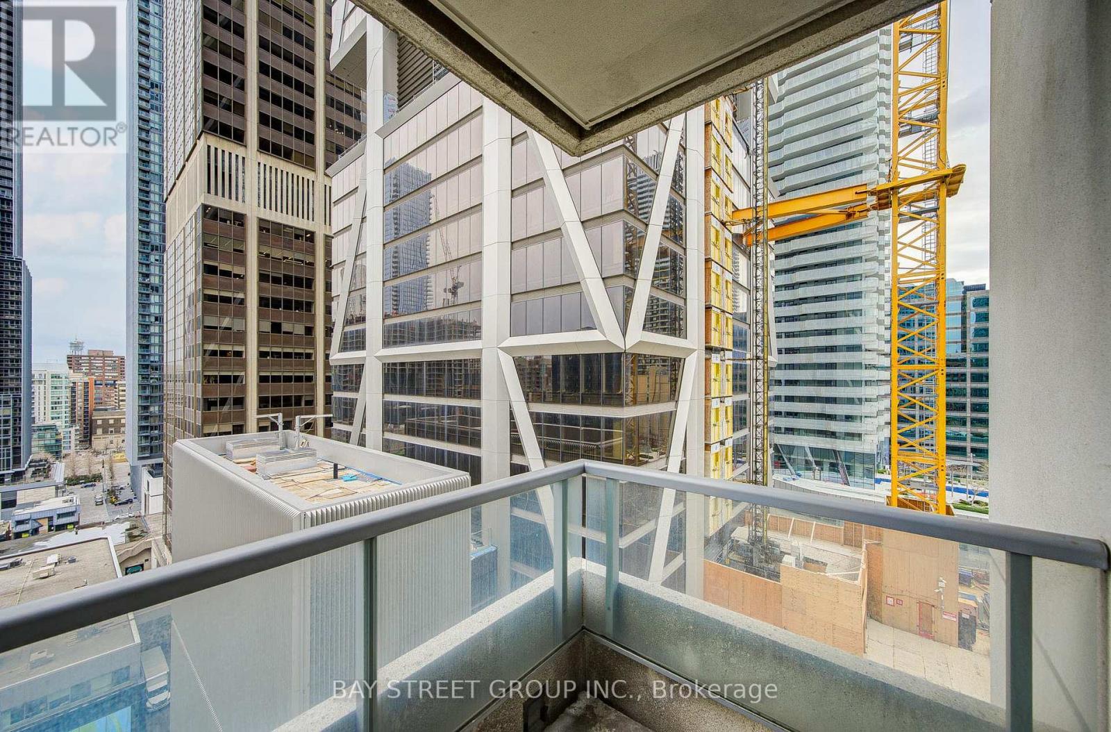 1604 - 35 Balmuto Street, Toronto, Ontario  M4Y 0A3 - Photo 34 - C13017434