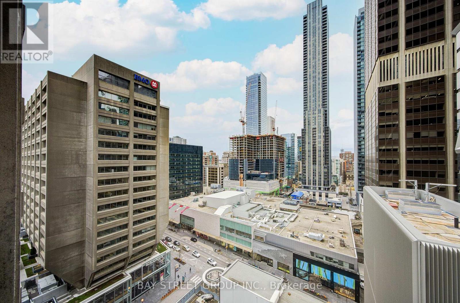 1604 - 35 Balmuto Street, Toronto, Ontario  M4Y 0A3 - Photo 37 - C13017434