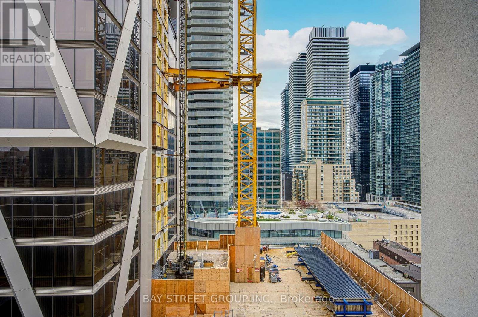 1604 - 35 Balmuto Street, Toronto, Ontario  M4Y 0A3 - Photo 41 - C13017434