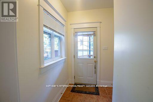 49 Hillsdale Avenue W, Toronto, Ontario  M5P 1E9 - Photo 5 - C13017458