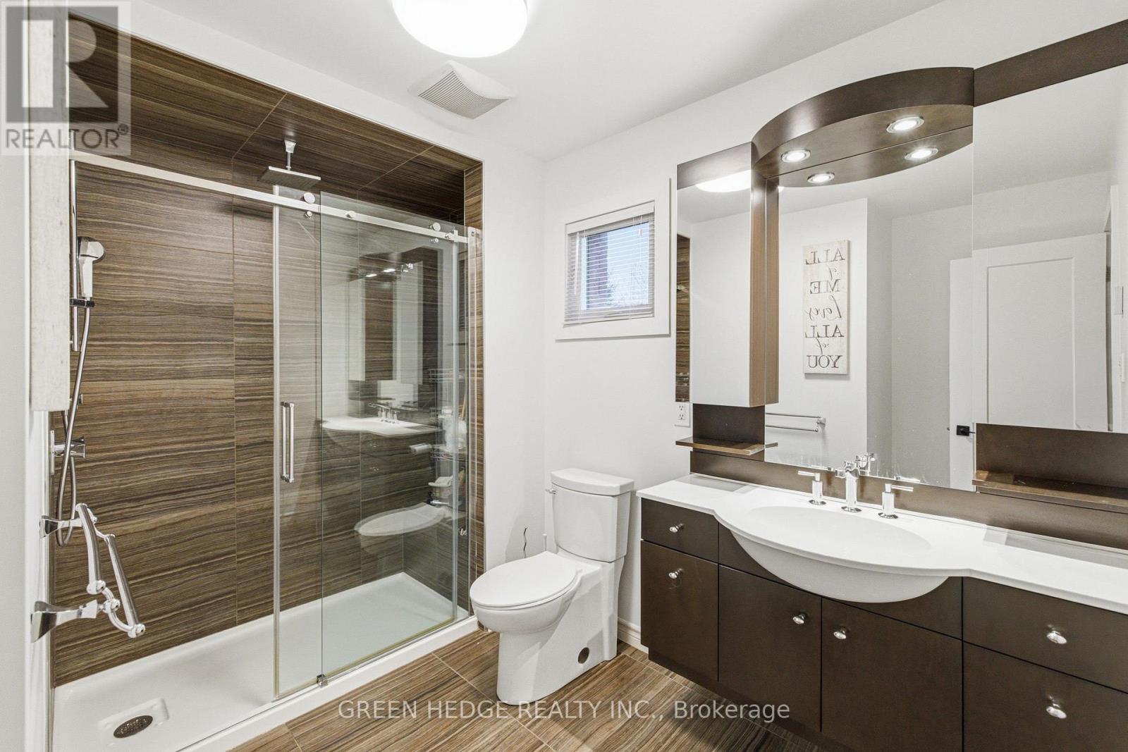 33 Dagwell Crescent, Ajax, Ontario  L1T 3M8 - Photo 25 - E13017436