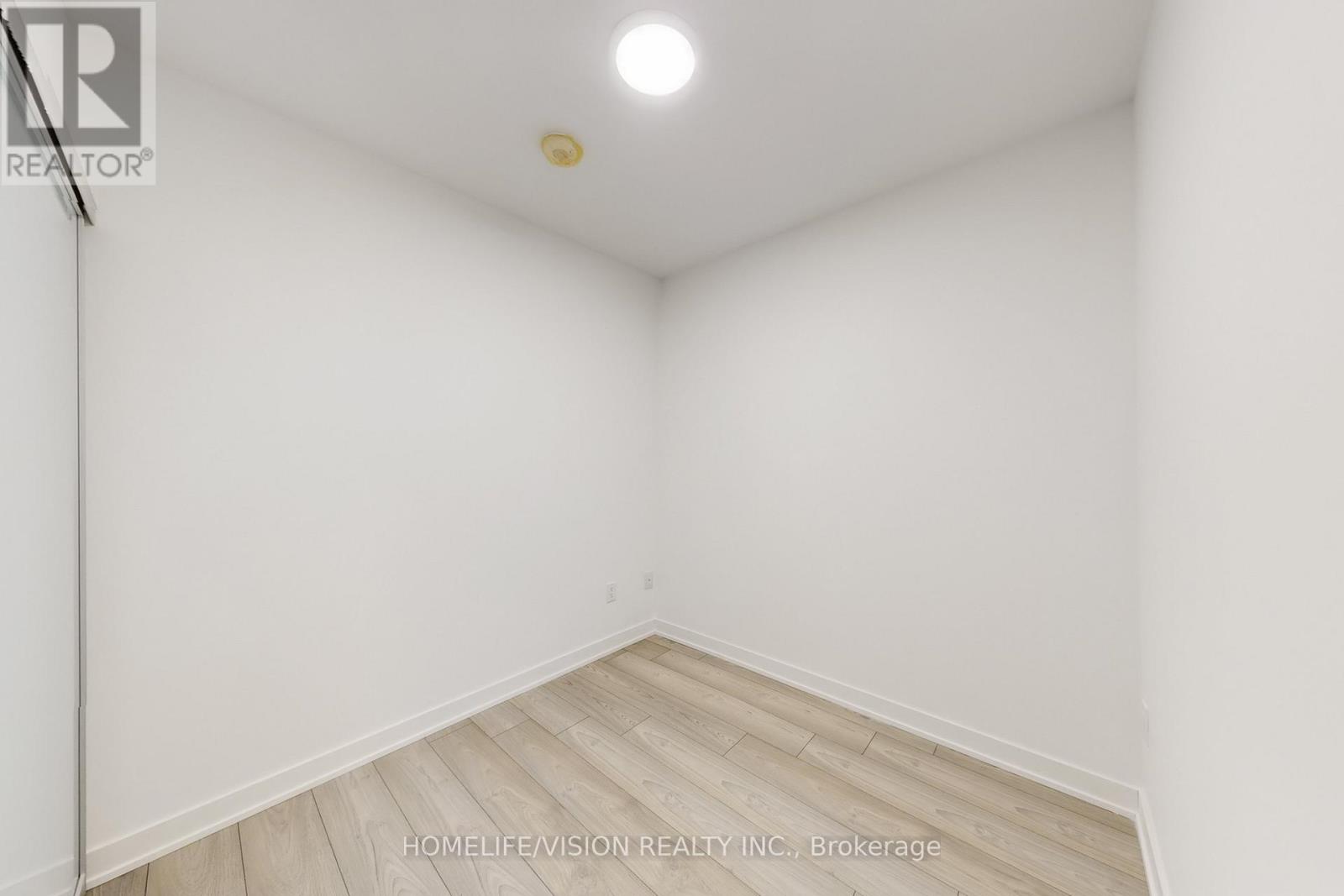 518 - 252 Church Street, Toronto, Ontario  M5B 0E6 - Photo 24 - C12912342