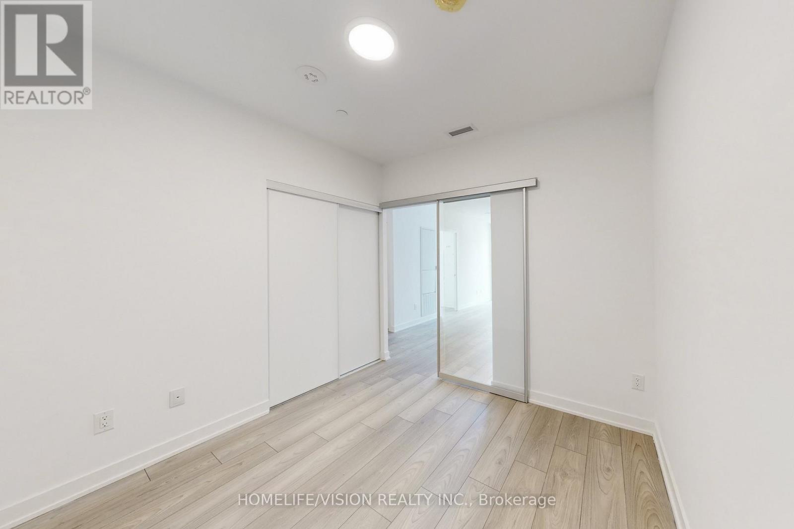 518 - 252 Church Street, Toronto, Ontario  M5B 0E6 - Photo 22 - C12912342