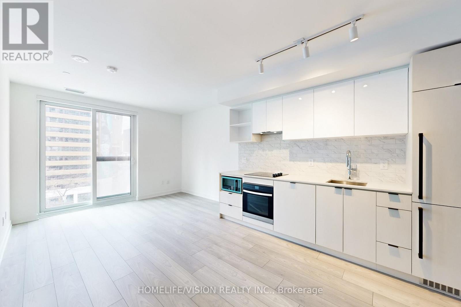 518 - 252 Church Street, Toronto, Ontario  M5B 0E6 - Photo 3 - C12912342