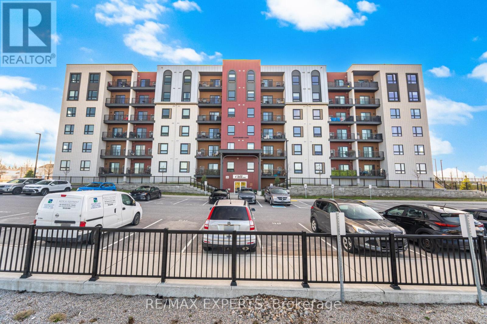 605 - 10 CULINARY LANE, Barrie, Ontario