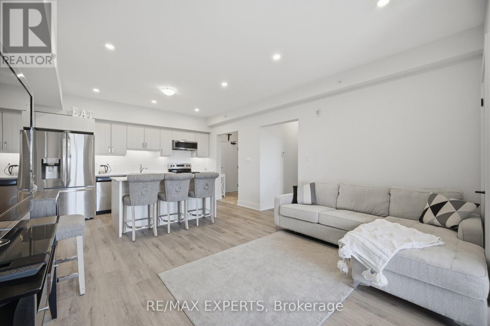 605 - 10 Culinary Lane, Barrie, Ontario  L9J 0K2 - Photo 8 - S13017442