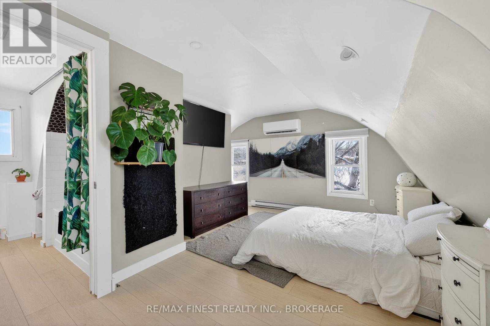 2706 Highway 38, Frontenac, Ontario  K0H 1M0 - Photo 27 - X12969626