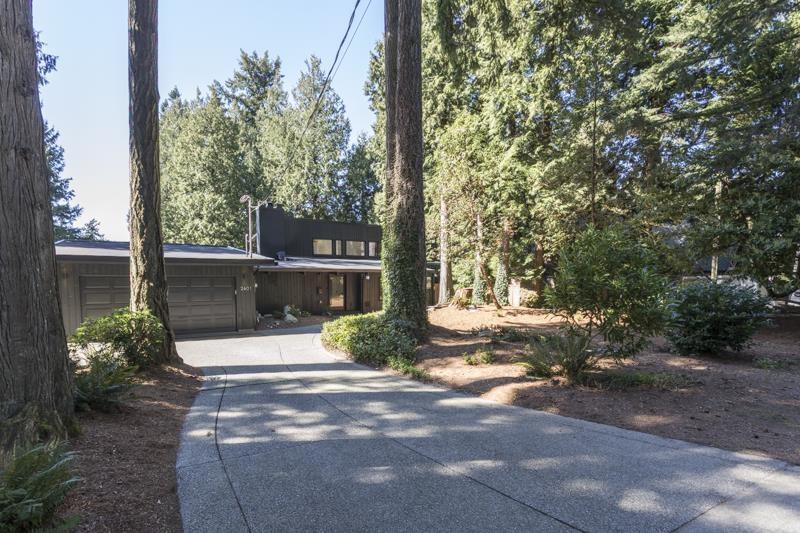 2601 DOGWOOD DRIVE, Surrey, British Columbia