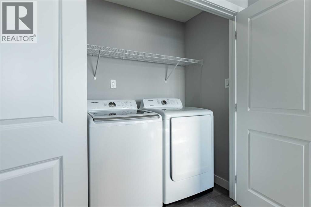 3 Heritage Point, Cochrane, Alberta  T4C 3K7 - Photo 19 - A2291276