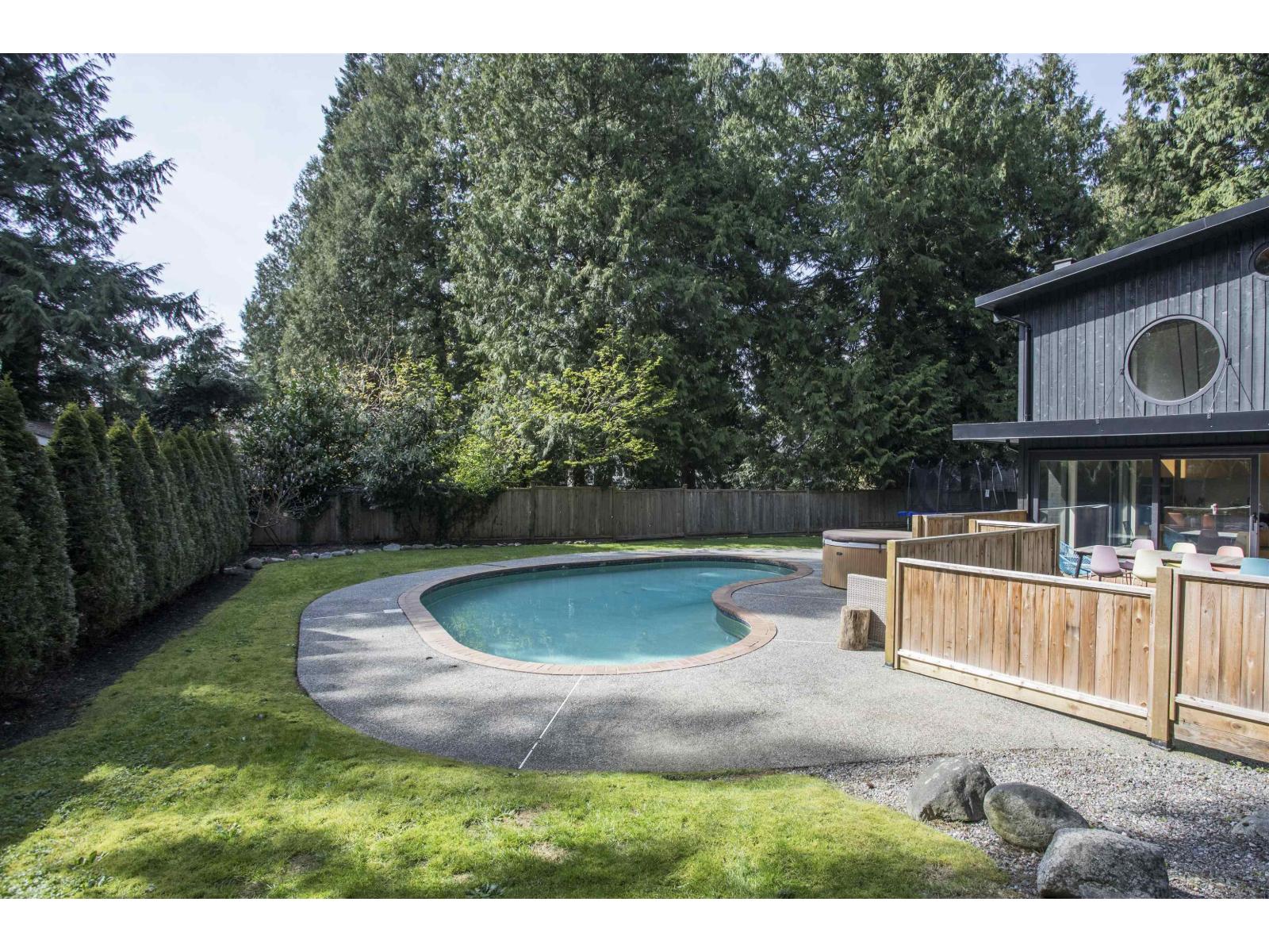 2601 Dogwood Drive, Surrey, British Columbia  V4A 3K4 - Photo 37 - R3109674