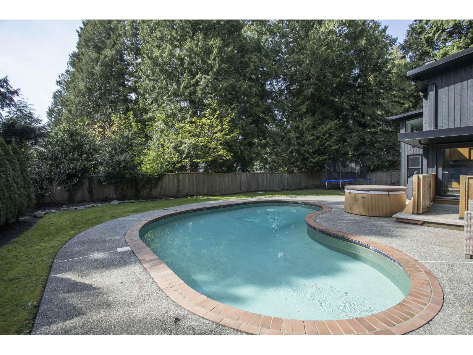 2601 Dogwood Drive, Surrey, British Columbia  V4A 3K4 - Photo 36 - R3109674