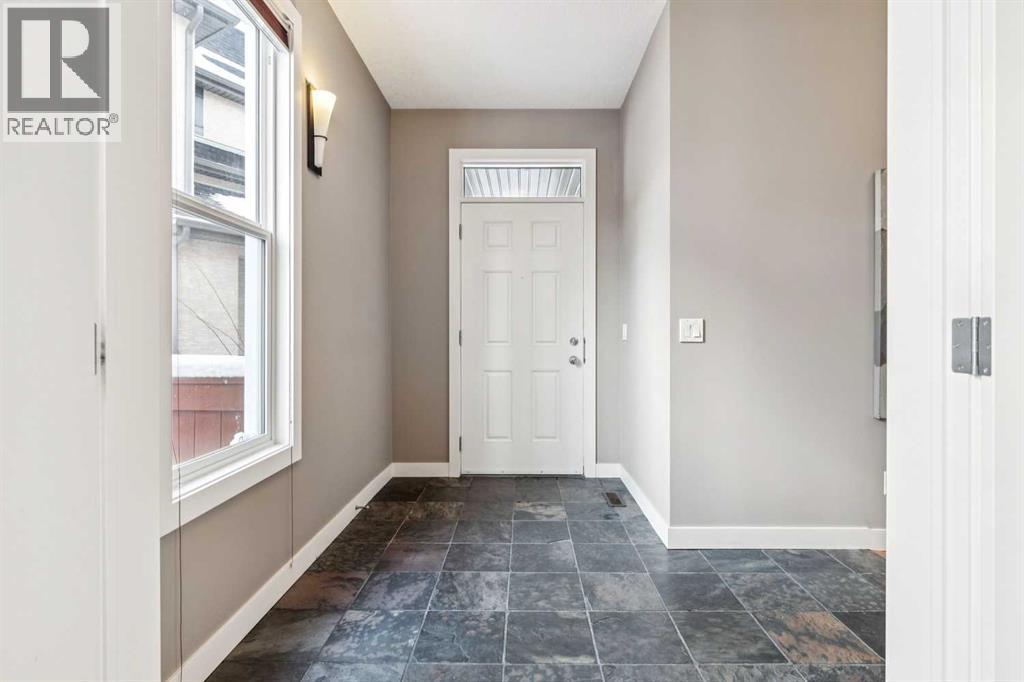 25 Mahogany Square Se, Calgary, Alberta  T3M 0T1 - Photo 3 - A2299580