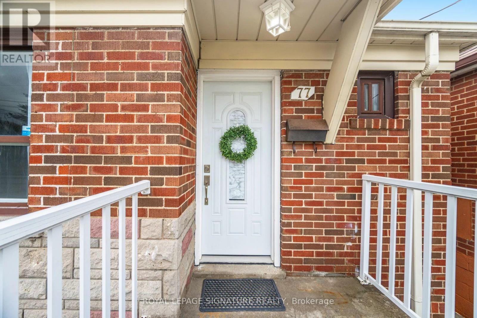 77 Ypres Road, Toronto, Ontario  M6M 1P2 - Photo 24 - W13017448