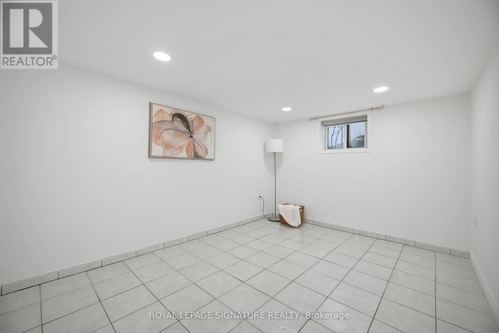 77 Ypres Road, Toronto, Ontario  M6M 1P2 - Photo 33 - W13017448