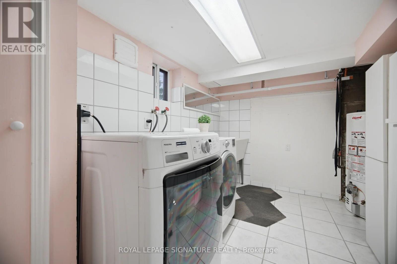 77 Ypres Road, Toronto, Ontario  M6M 1P2 - Photo 40 - W13017448
