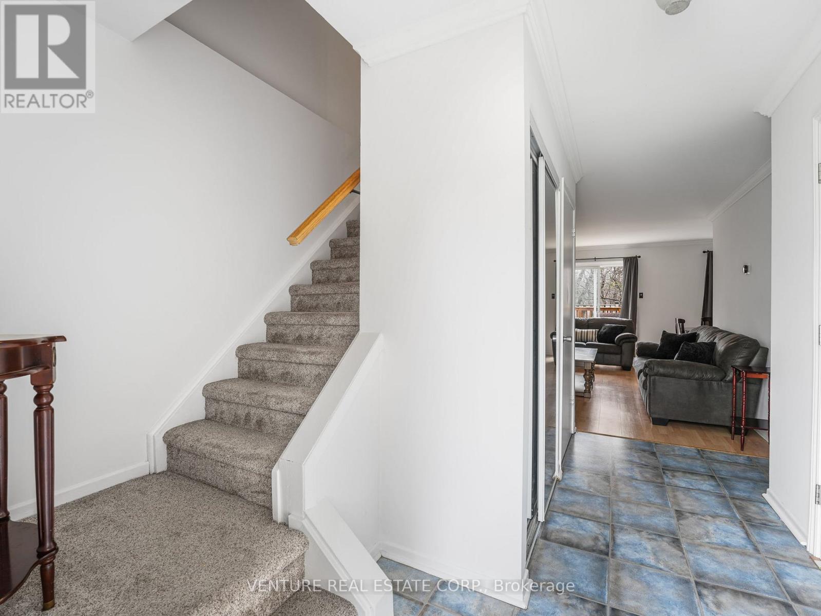 7 - 6779 Glen Erin Drive, Mississauga, Ontario  L5N 2C1 - Photo 12 - W13017454