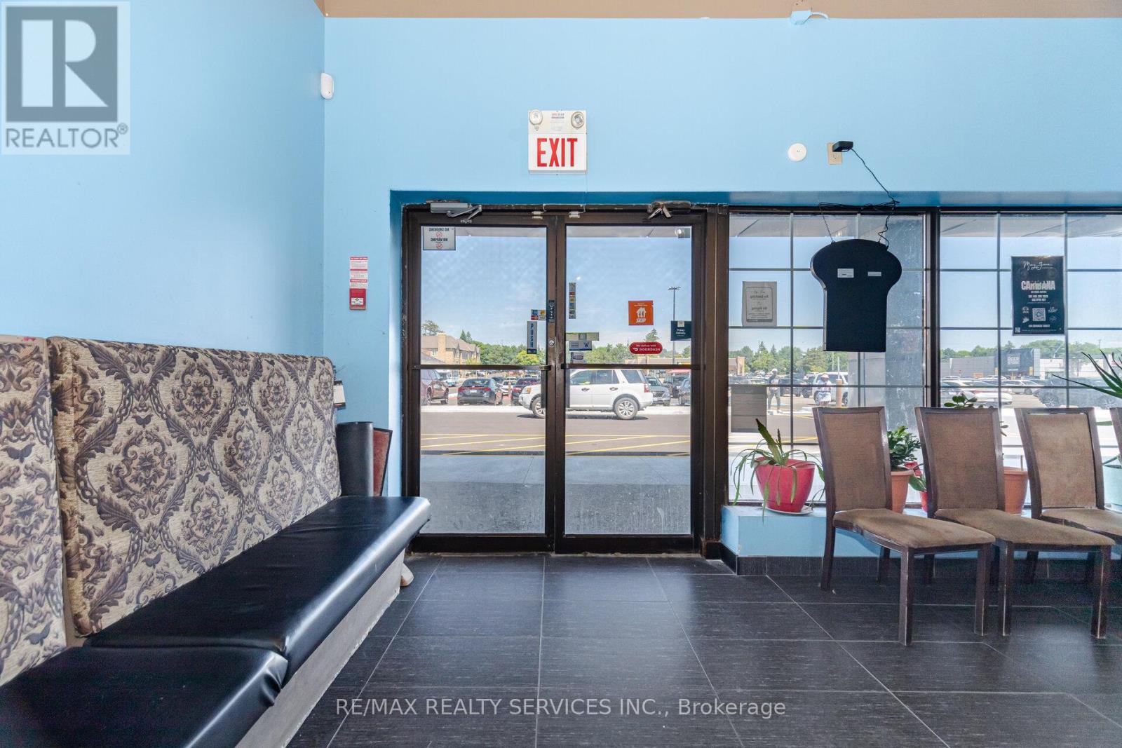 8a - 180 Sandalwood Parkway E, Brampton, Ontario  L6Z 1Y4 - Photo 2 - W13017466