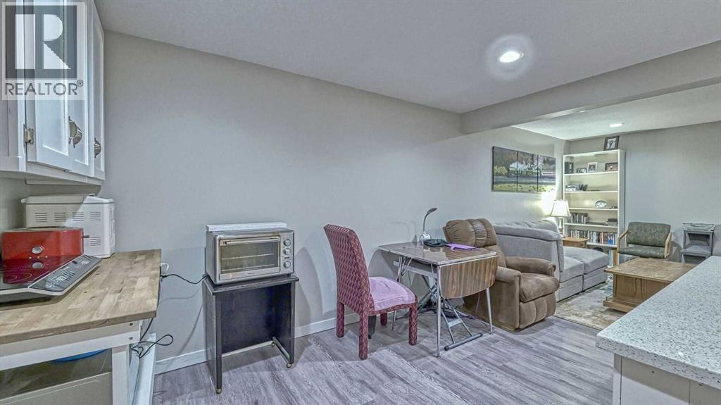 64 Midglen Drive SE, Calgary, Alberta  T2X 1G7 - Photo 25 - A2302754