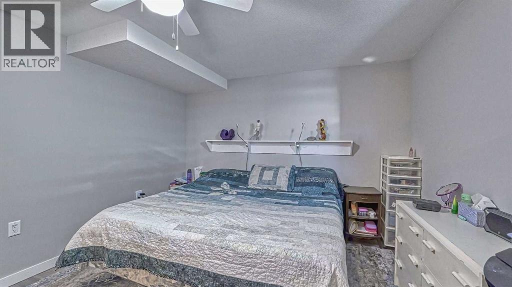 64 Midglen Drive SE, Calgary, Alberta  T2X 1G7 - Photo 33 - A2302754