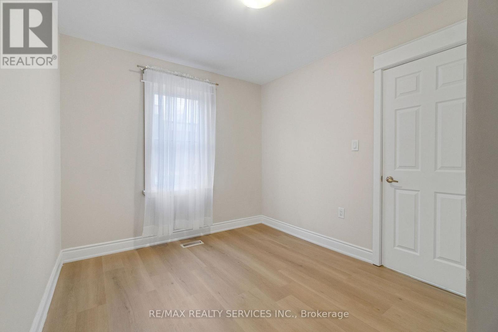 Upper - 171 Britannia Avenue, Hamilton, Ontario  L8H 1X6 - Photo 15 - X13017438