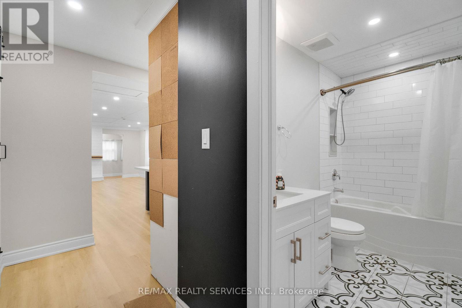 Upper - 171 Britannia Avenue, Hamilton, Ontario  L8H 1X6 - Photo 20 - X13017438