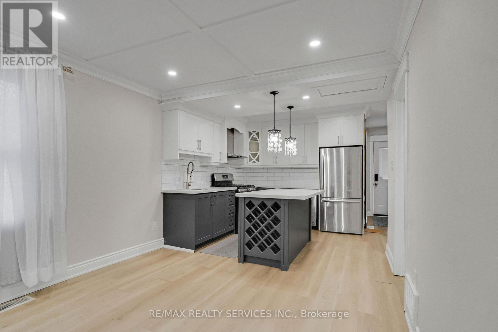 Upper - 171 Britannia Avenue, Hamilton, Ontario  L8H 1X6 - Photo 6 - X13017438