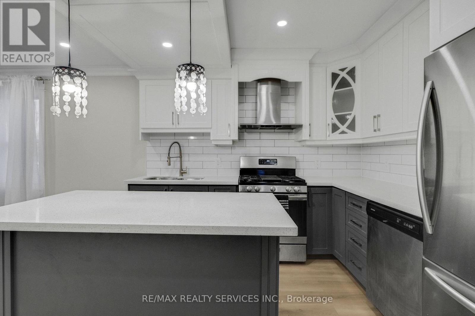 Upper - 171 Britannia Avenue, Hamilton, Ontario  L8H 1X6 - Photo 8 - X13017438