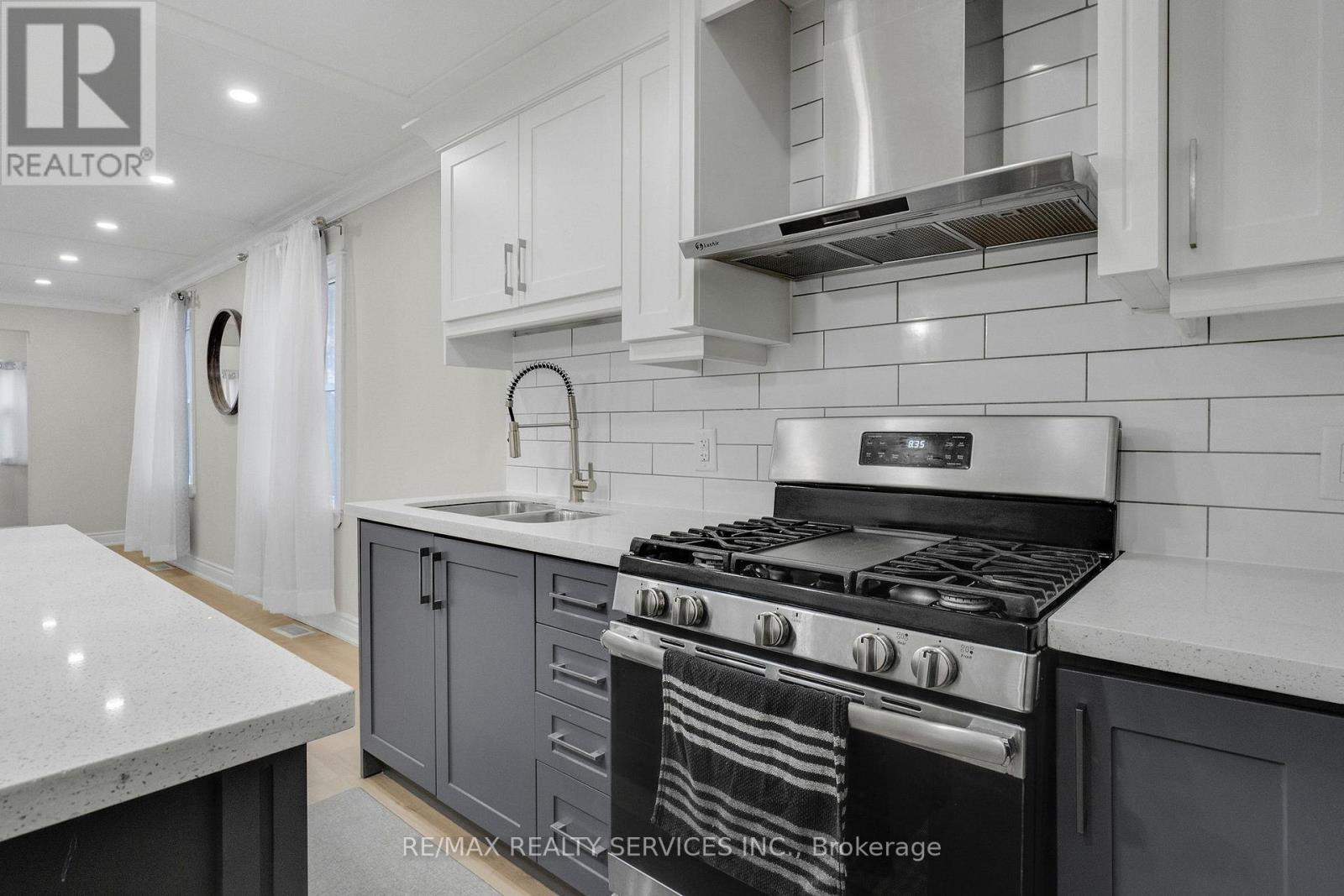 Upper - 171 Britannia Avenue, Hamilton, Ontario  L8H 1X6 - Photo 9 - X13017438