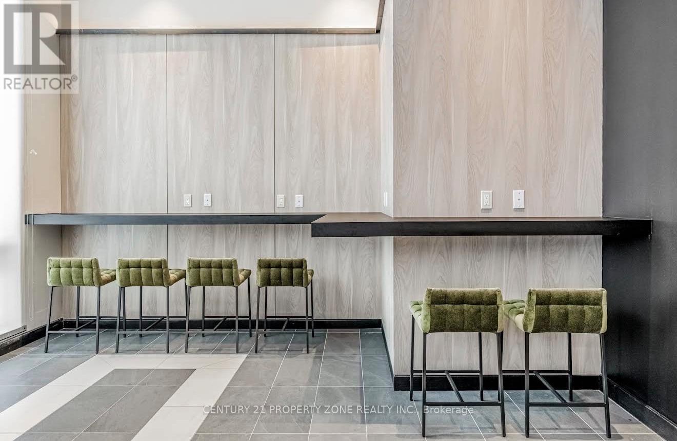 1019 - 1 Jarvis Street, Hamilton, Ontario  L8R 3J2 - Photo 4 - X13017444