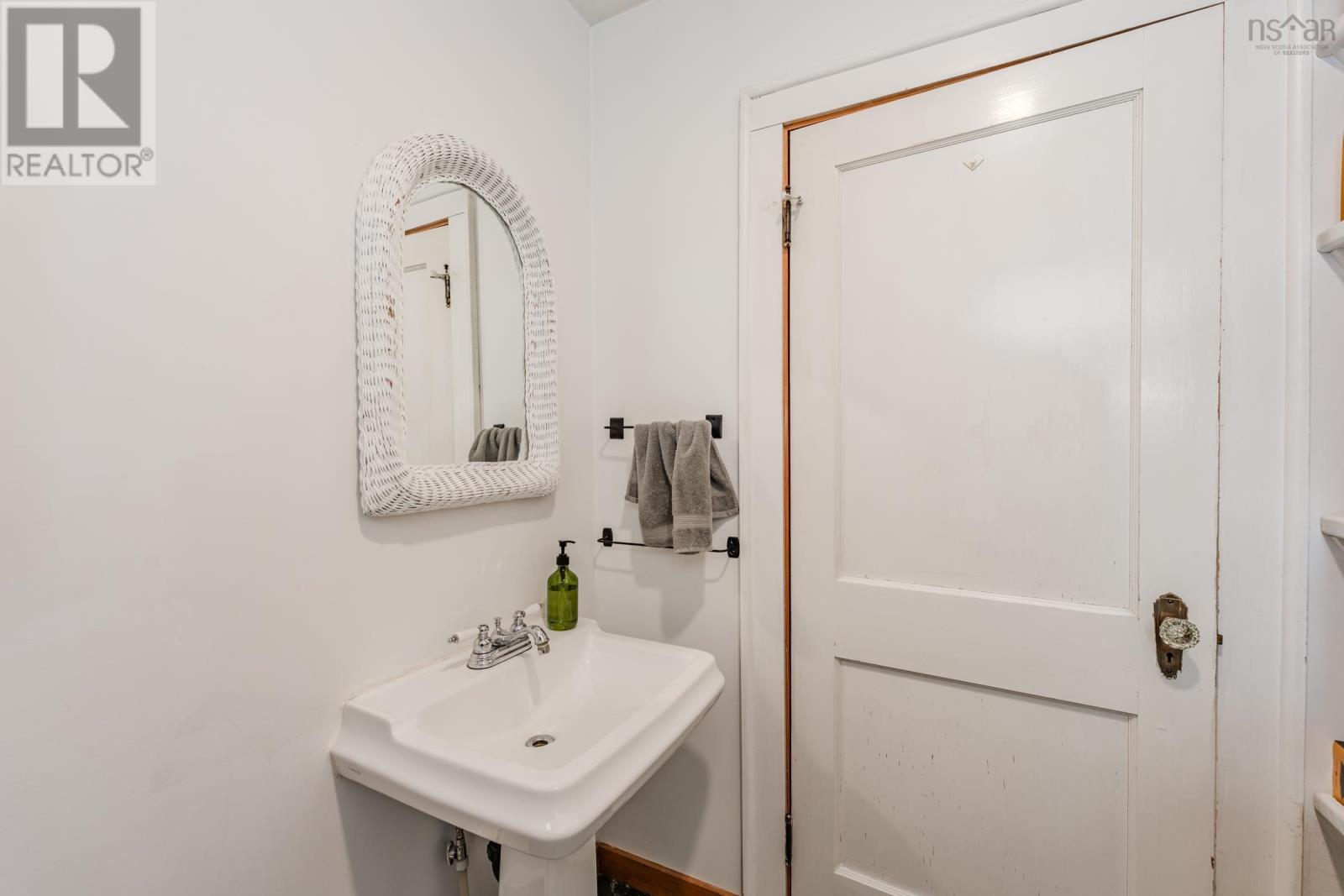 8882 Highway 1, Meteghan River, Nova Scotia  B0W 2L0 - Photo 16 - 202607895