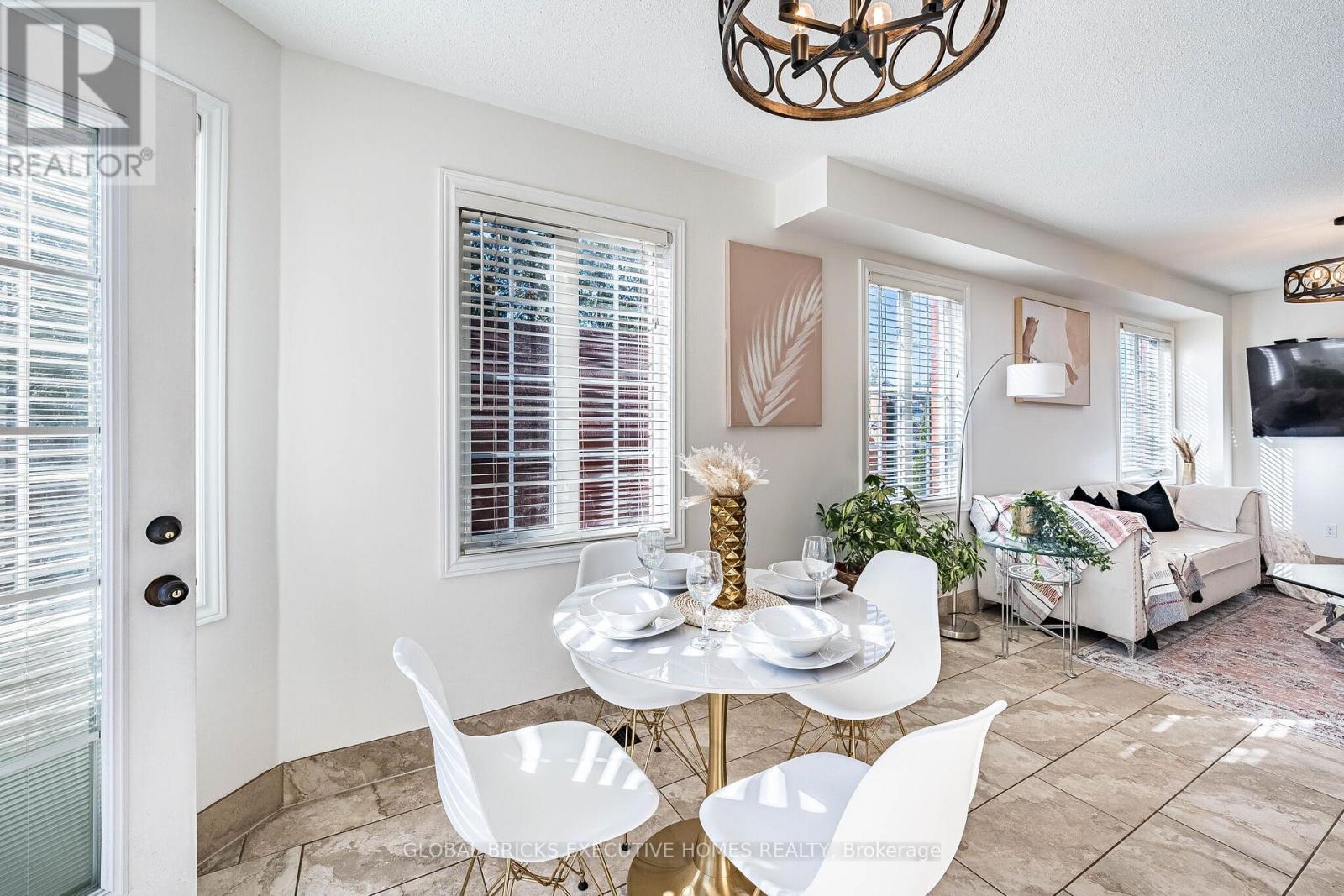 40 Hubert Corless Drive S, Caledon, Ontario  L7E 1W7 - Photo 18 - W13009142