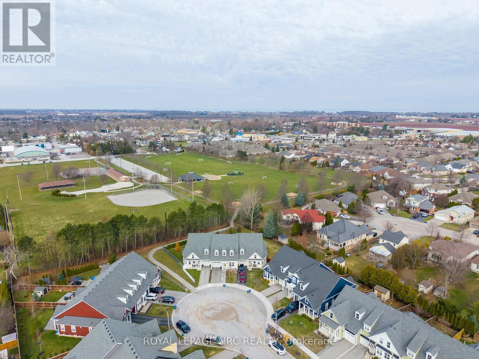 68 Paradise Grove, Niagara-On-The-Lake, Ontario  L0S 1T0 - Photo 48 - X12926804