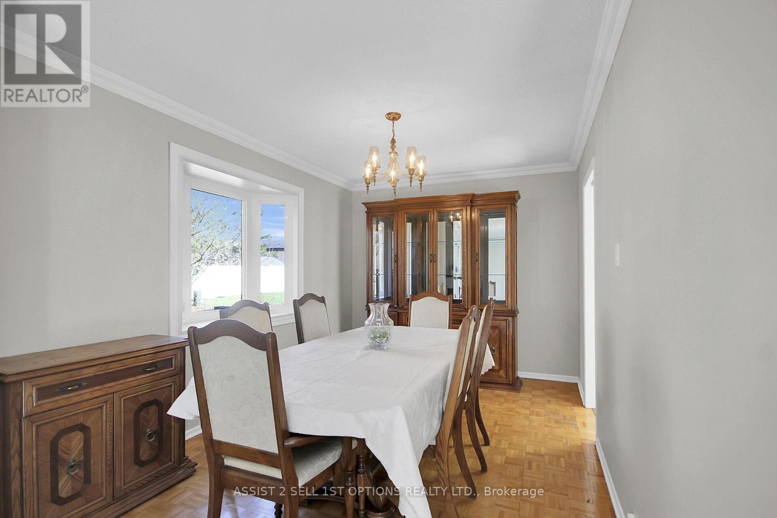 11 Elvaston Avenue, Ottawa, Ontario  K2G 3T2 - Photo 12 - X13017490