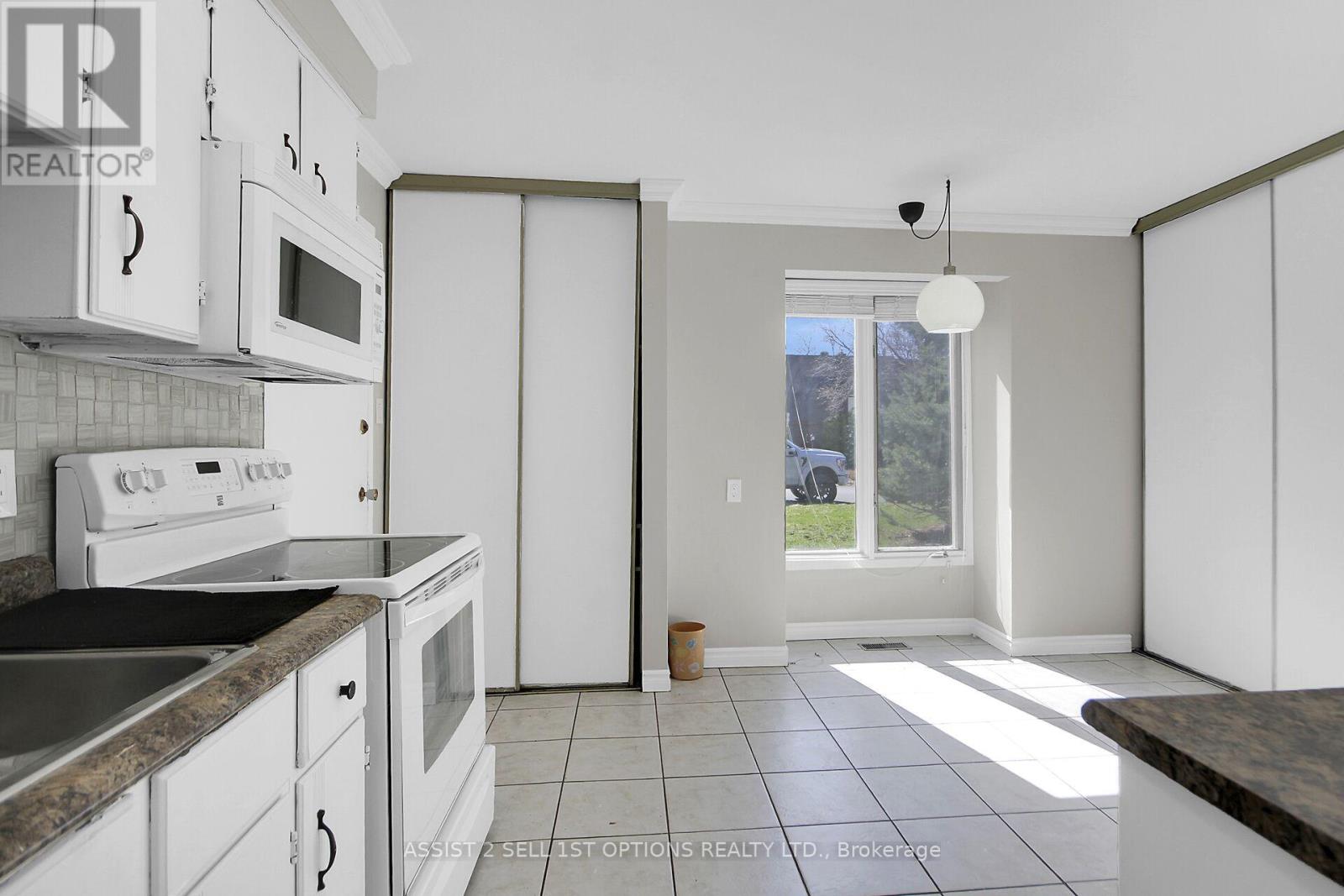 11 Elvaston Avenue, Ottawa, Ontario  K2G 3T2 - Photo 7 - X13017490