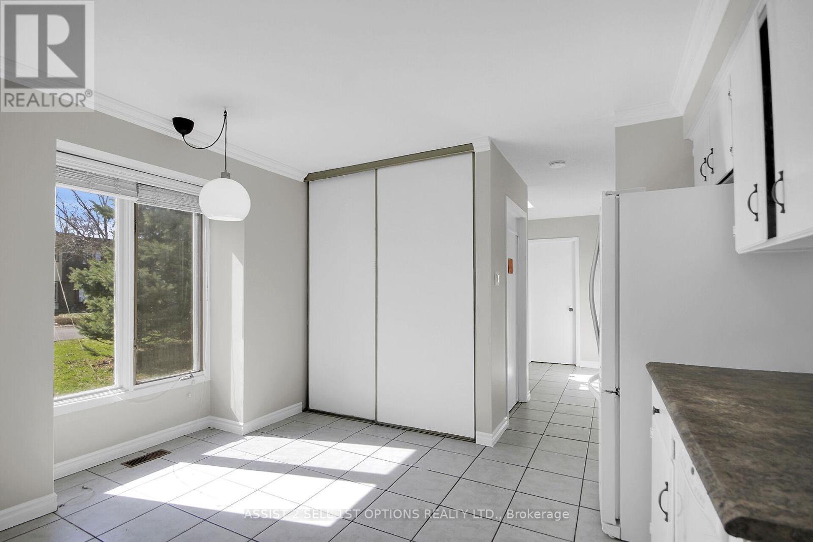 11 Elvaston Avenue, Ottawa, Ontario  K2G 3T2 - Photo 8 - X13017490