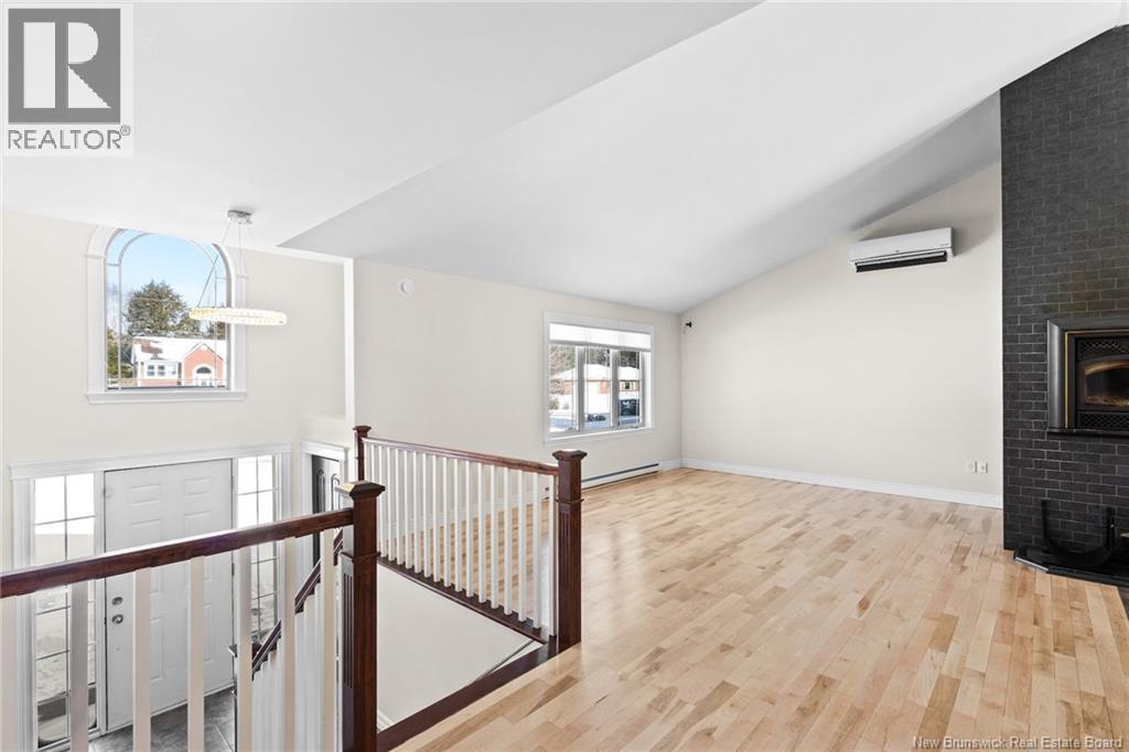 21 Benerin Court, Lincoln, New Brunswick  E3B 0J6 - Photo 4 - NB134112