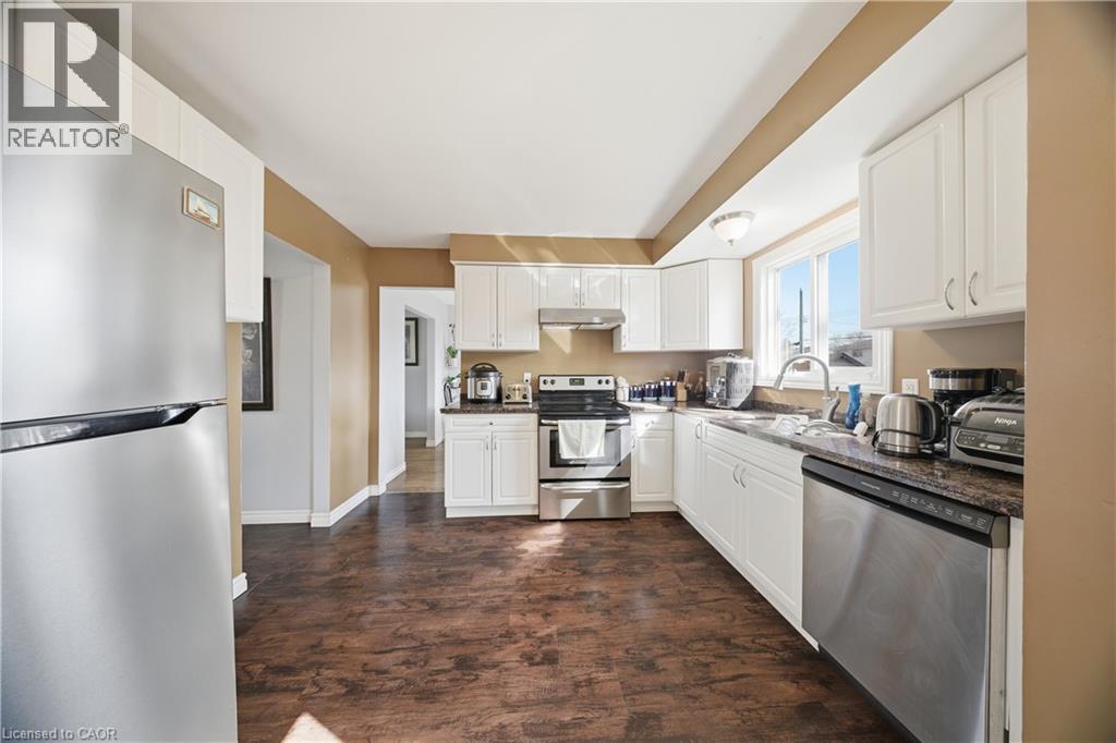 217 St Andrews Drive, Hamilton, Ontario  L8K 5K2 - Photo 14 - 40817725