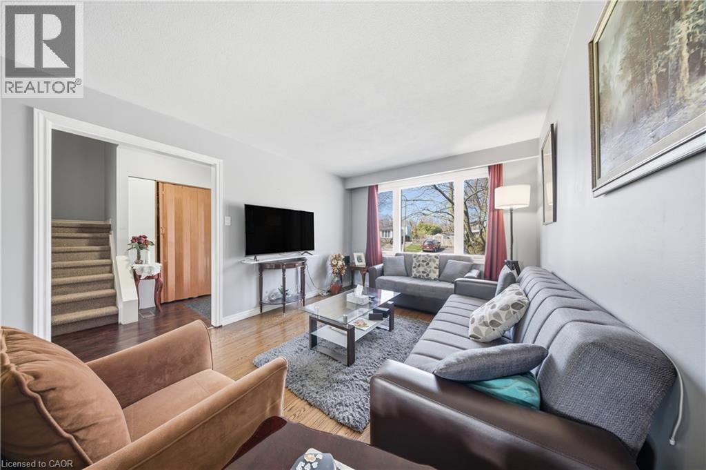 217 St Andrews Drive, Hamilton, Ontario  L8K 5K2 - Photo 8 - 40817725