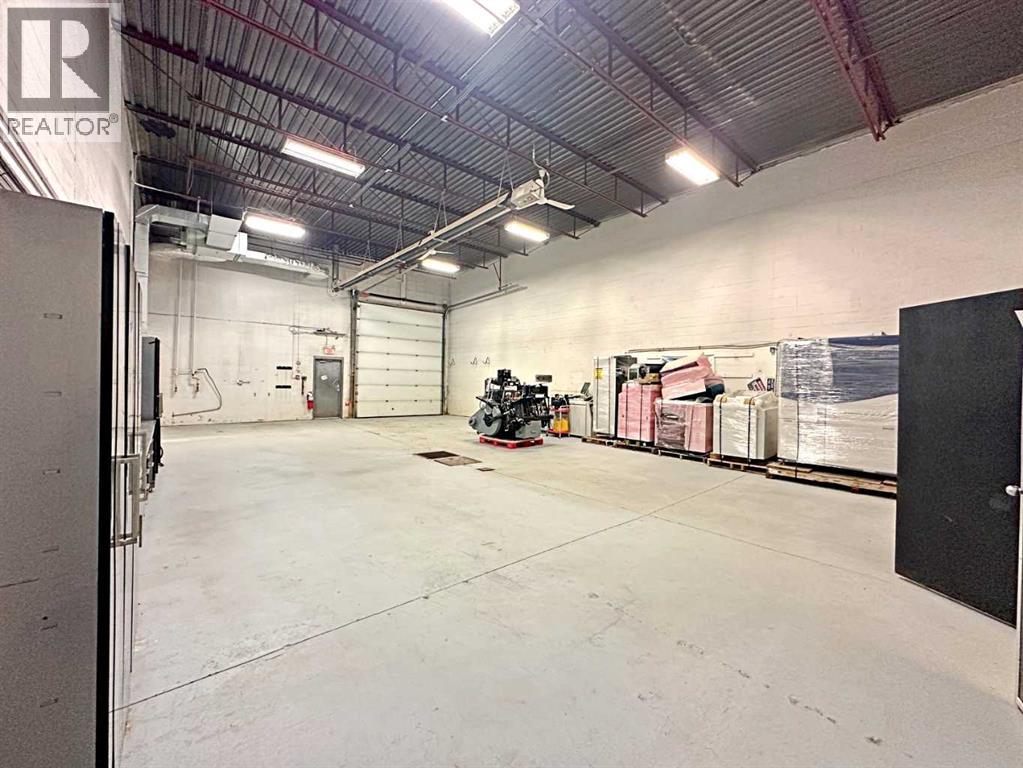 8121 Fraser Avenue, Fort Mcmurray, Alberta  T9H 1W5 - Photo 24 - A2227429