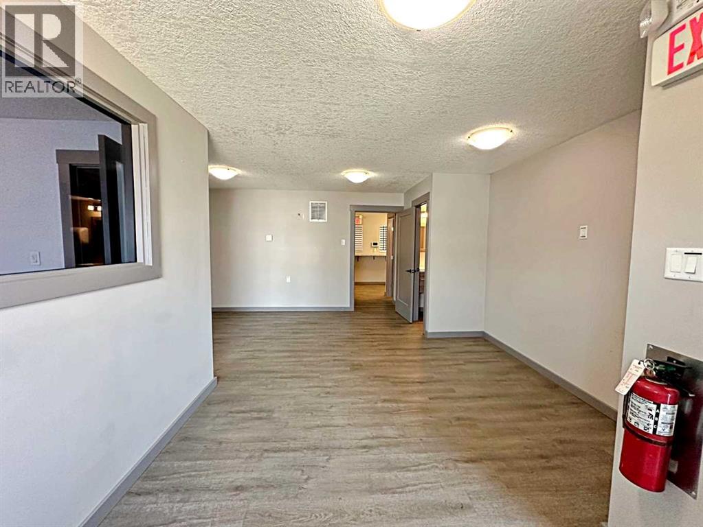 8121 Fraser Avenue, Fort Mcmurray, Alberta  T9H 1W5 - Photo 6 - A2227429