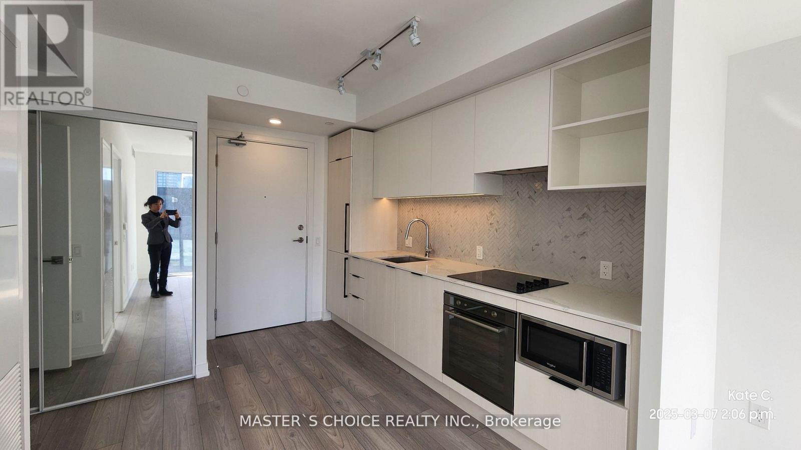 3606 - 82 Dalhousie Street, Toronto, Ontario  M5B 1Y7 - Photo 2 - C13017488