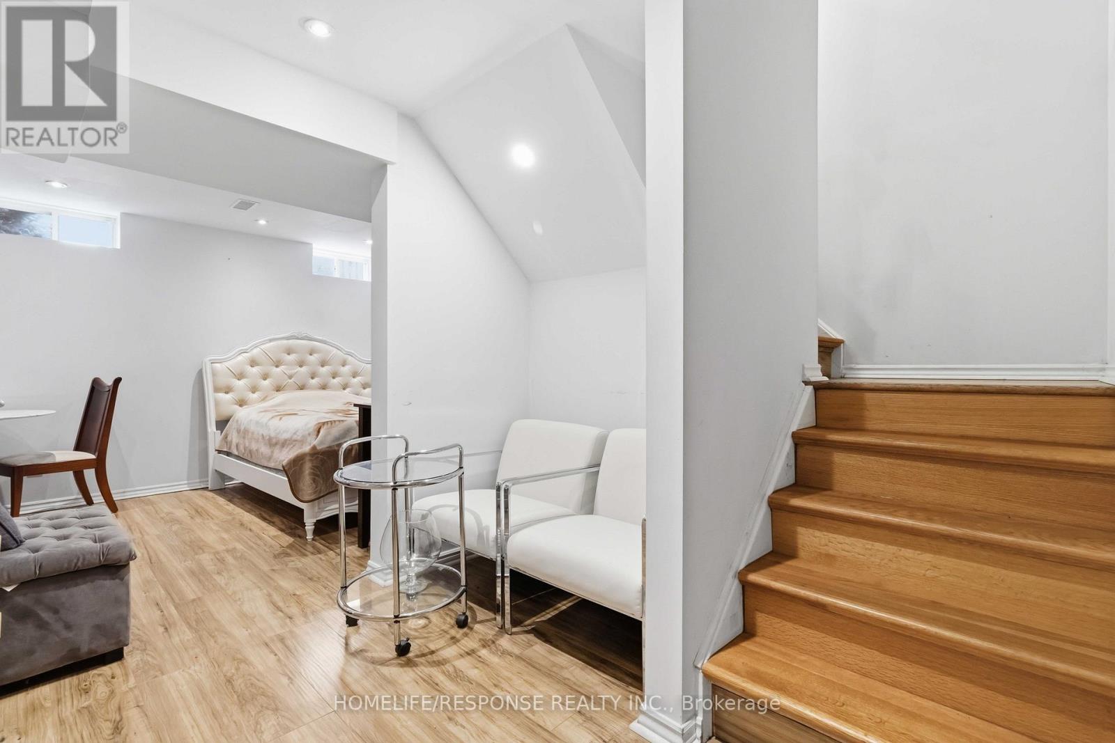 9 Aubergine Street, Richmond Hill, Ontario  L4E 5A8 - Photo 24 - N12904486