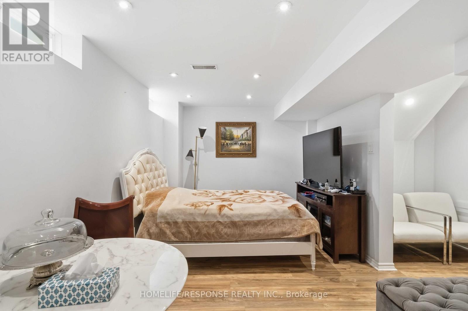 9 Aubergine Street, Richmond Hill, Ontario  L4E 5A8 - Photo 25 - N12904486