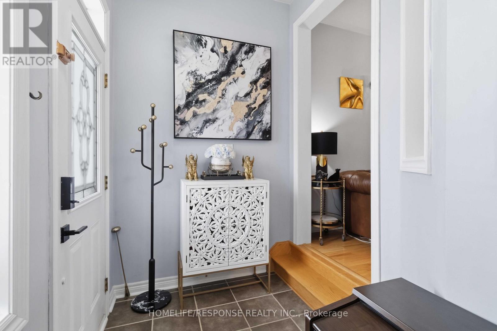 9 Aubergine Street, Richmond Hill, Ontario  L4E 5A8 - Photo 4 - N12904486