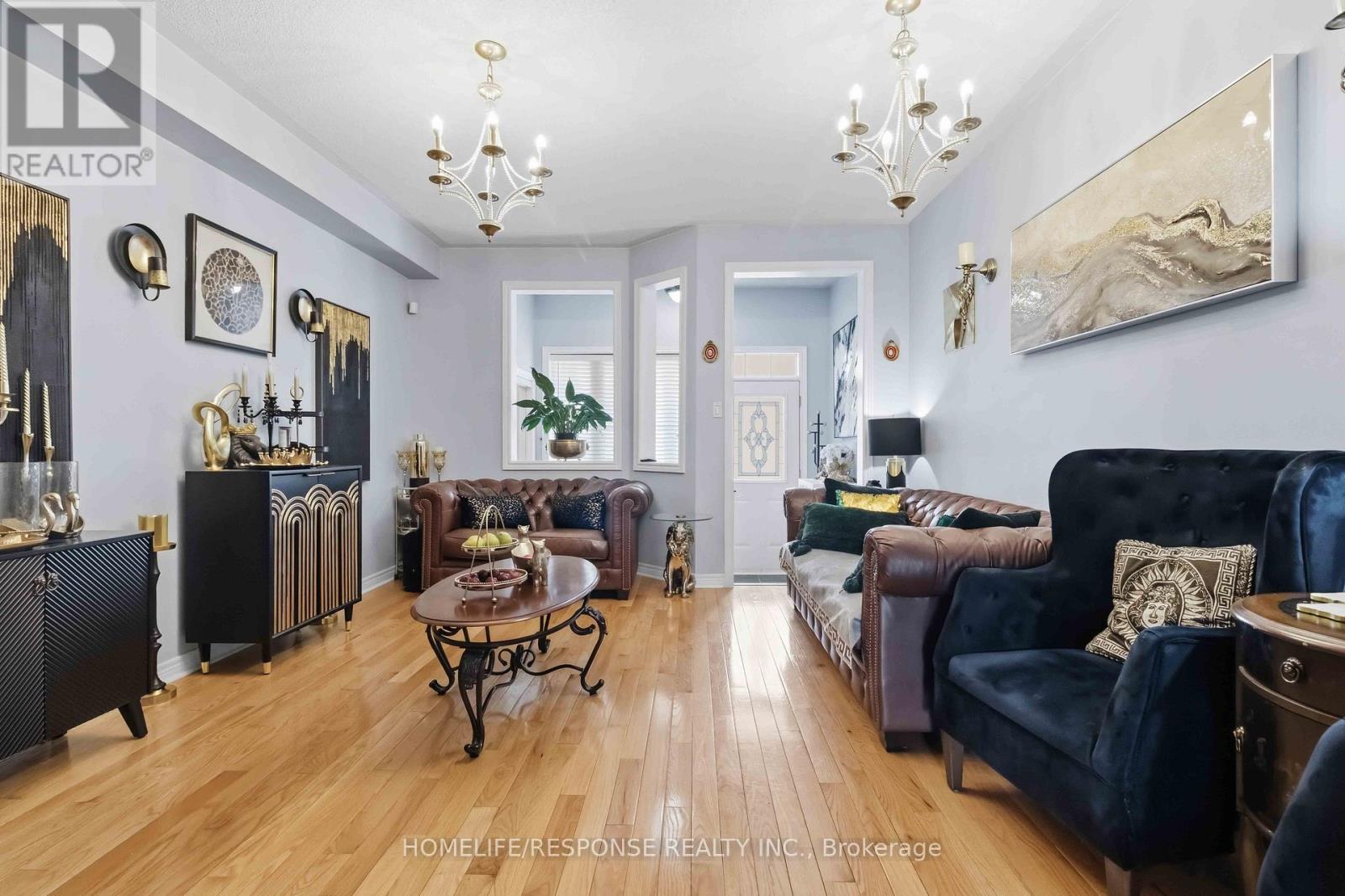 9 Aubergine Street, Richmond Hill, Ontario  L4E 5A8 - Photo 8 - N12904486