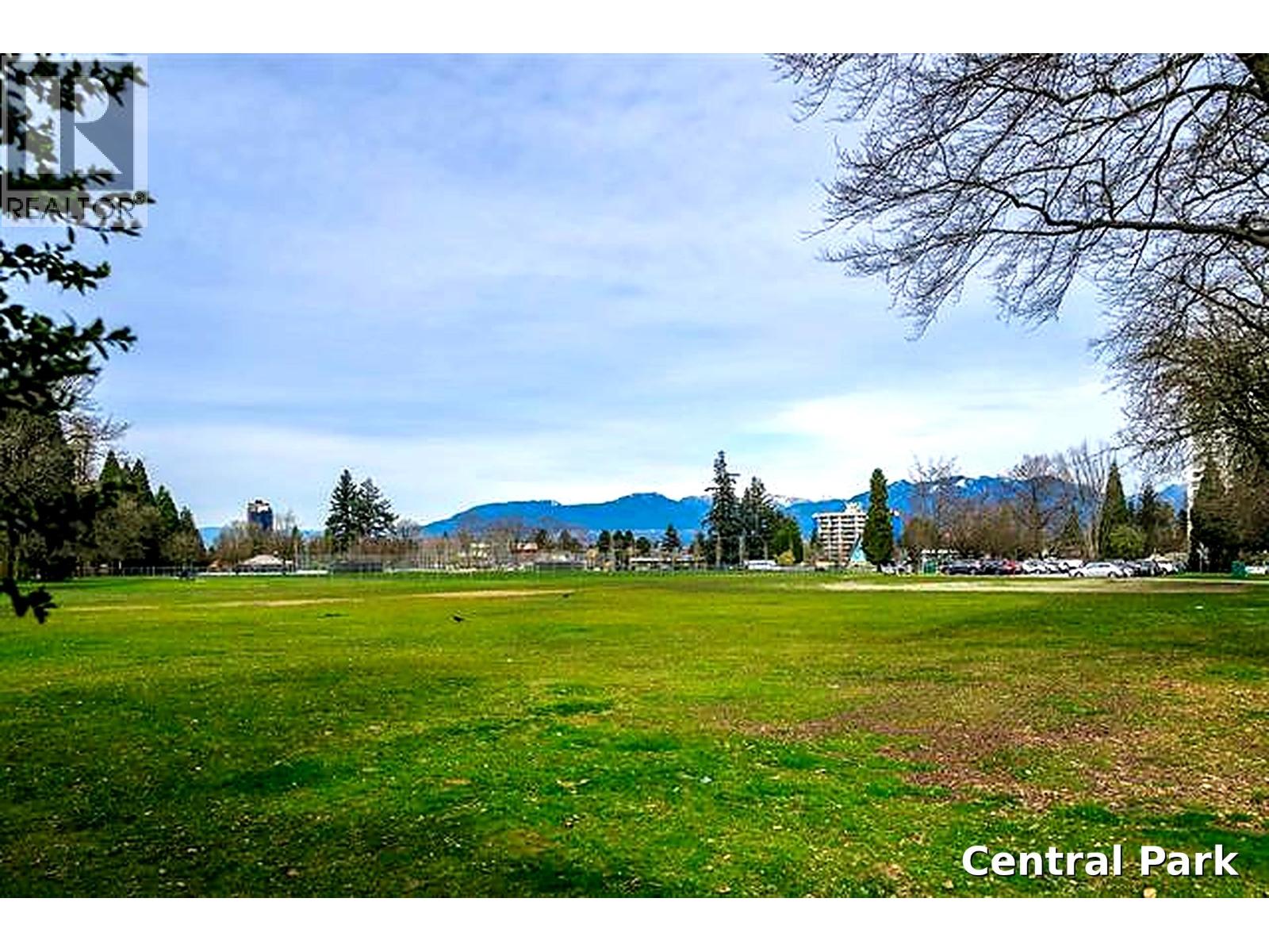 3865 Sandell Street, Burnaby, British Columbia  V5H 1J9 - Photo 11 - R3111980